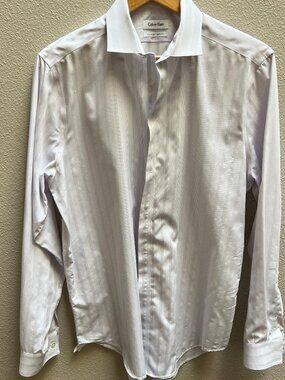 Calvin Klein Slim Fit 16 1/2 34/35 dress shirt